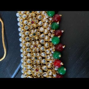 Gorgeous choker necklace set. Kundan stones & GP